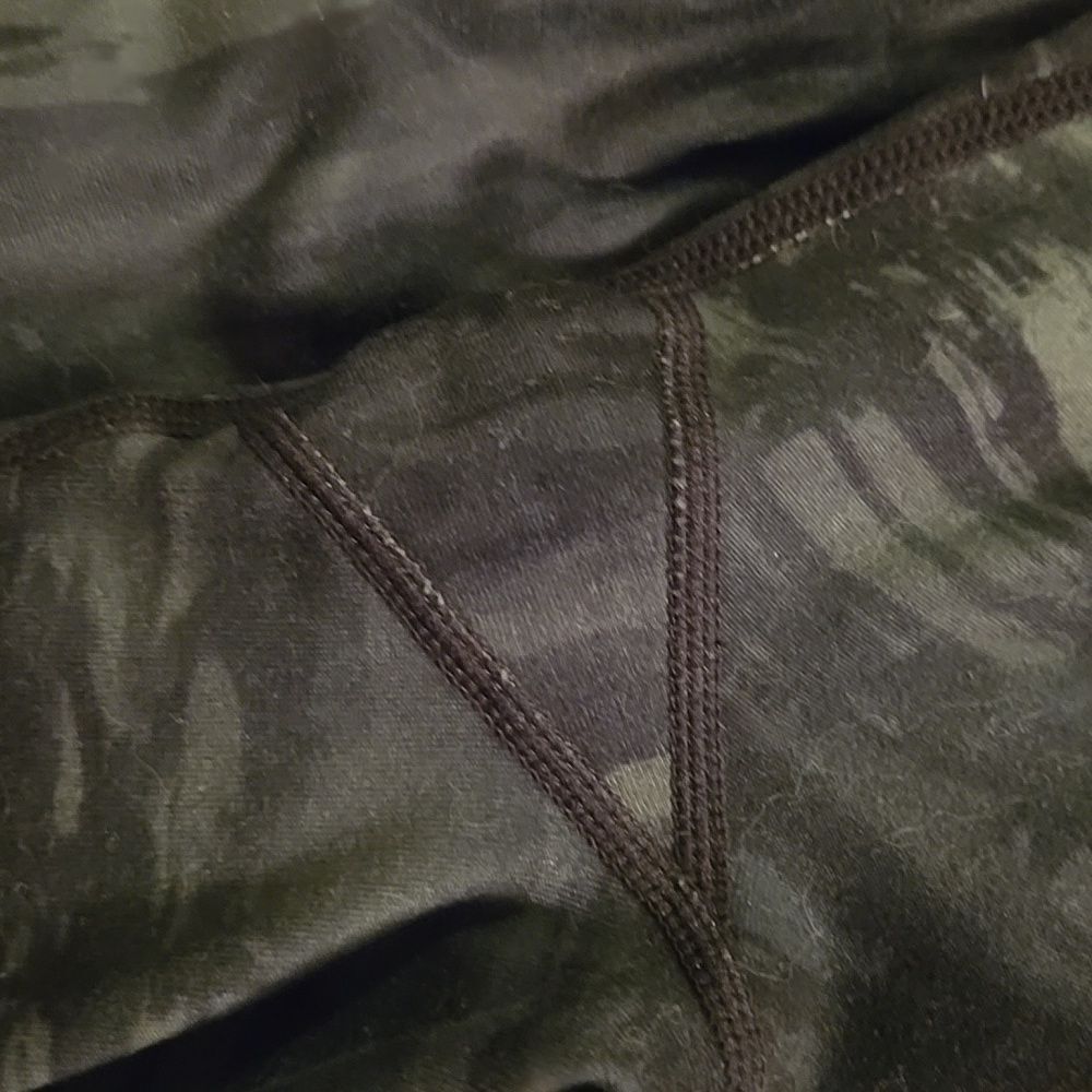 Women's Black Tie-Dye Leggings - Picture 15 of 16